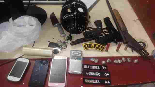 Bando é preso com armas, drogas e veículo roubado no Orgulho do Madeira