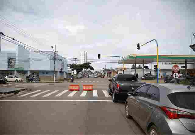 Mudança no sentido do fluxo da Rua Duque de Caxias começa a partir de segunda-feira