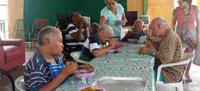 Ministério Público visita Casa do Ancião e descarta falta de alimentos e material de higiene pessoal