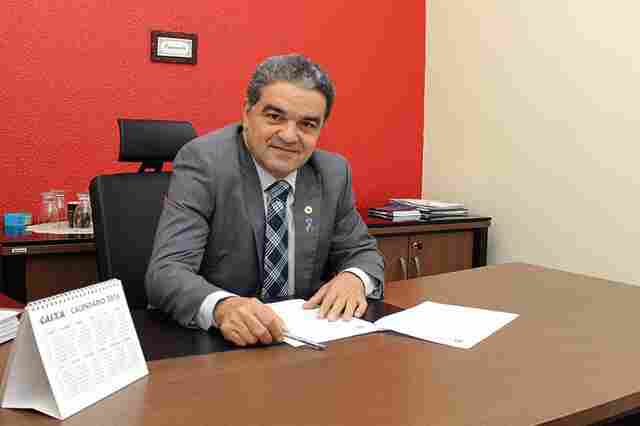 Aélcio da TV economiza R$ 1.127.000 de verba indenizatória em 2017