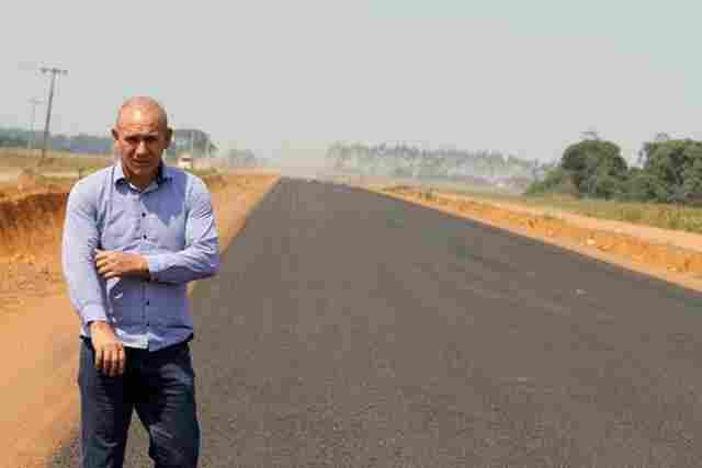 Ezequiel Neiva tranquiliza partidários e garante que segue no PMDB