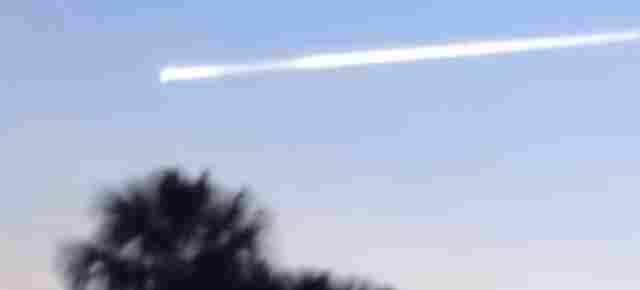 Vídeo: Restos de foguete russo caem na fronteira do Brasil com o Peru e assustam acreanos