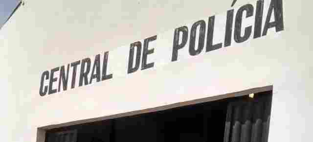 Jovem é detido tentando furtar comércio em frente a Estrada de Ferro em Porto Velho