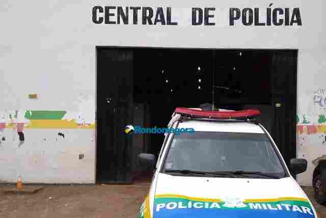 Travestis espancam e roubam moto de homem após relação sexual