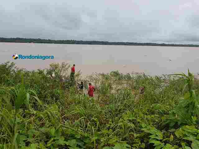 Bombeiros seguem buscas por mulher desaparecida
