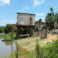 Cheia no Rio Candeias desabriga 15 famílias, mas outras continuam em áreas de risco