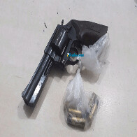 Polícia prende homem com revólver na Zona Rural de Candeias do Jamari