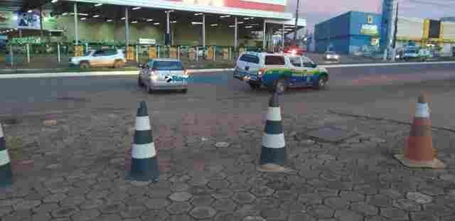 Motorista bêbado causa acidente, foge e acaba preso