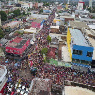 Confira imagens aéreas impressionantes da Banda do Vai Quem Quer