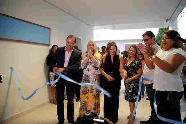 Prefeito e primeira-dama apoiam ações humanitárias para autistas