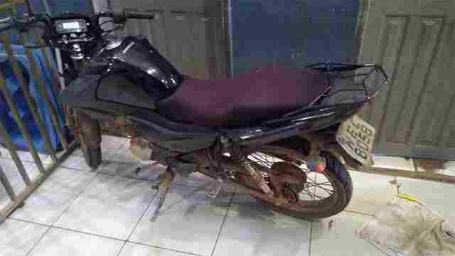 Apenado é preso com motocicleta roubada