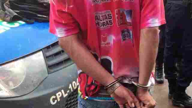 Casal é preso com moto adulterada e roubada após perseguição policial