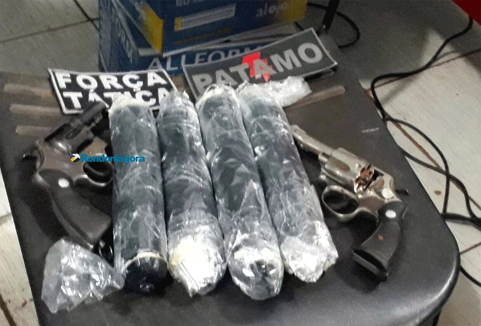Bando é preso com arma e explosivos e diz que planejava matar 100 desafetos de facção rival