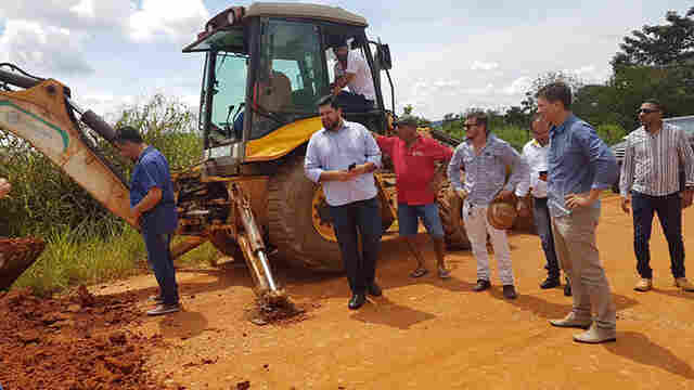 Jean Oliveira acompanha obras de suas emendas em Alta Floresta Do Oeste