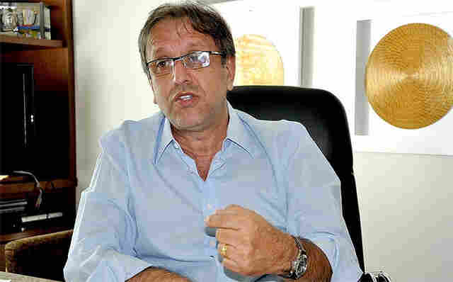 TSE cassa mandato do governador do Tocantins