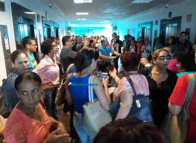 Vídeo: Trabalhadores em educação ocupam sede da Seduc no CPA em Porto Velho