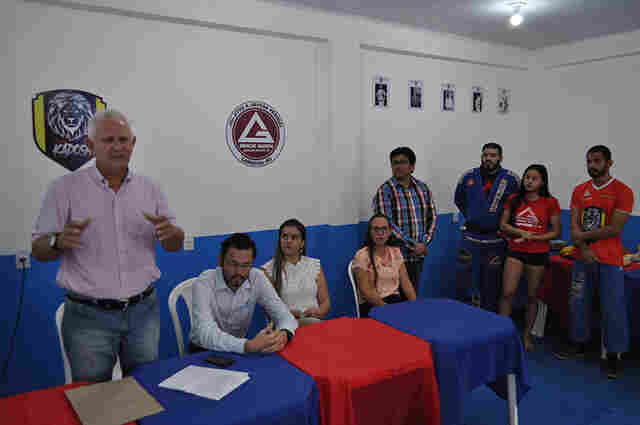 Emenda do Deputado Airton garante abertura de academia em Projeto Social de Candeias do Jamari
