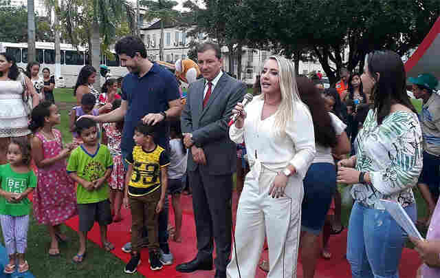 Primeira-dama lança campanha de arrecadação de chocolates para Páscoa de crianças carentes