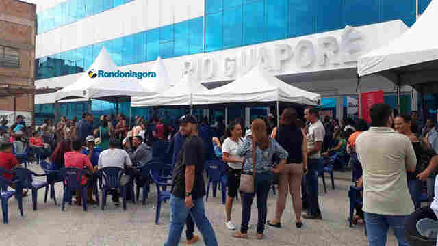 Fotos: Trabalhadores estão revoltados com insensibilidade do Governo e por isso ocuparam a Seduc, diz sindicalista