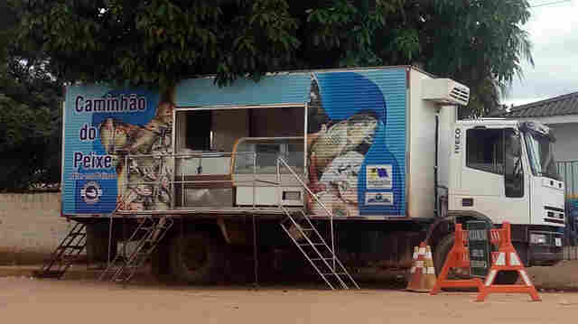 Prefeitura leva Caminhão do Peixe a bairros da Zona Leste da capital