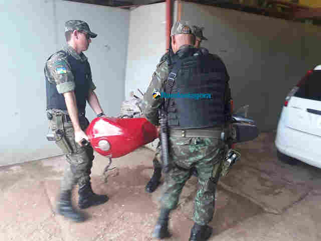 PM prende homem e recupera quatro motos e um carro roubado na Capital