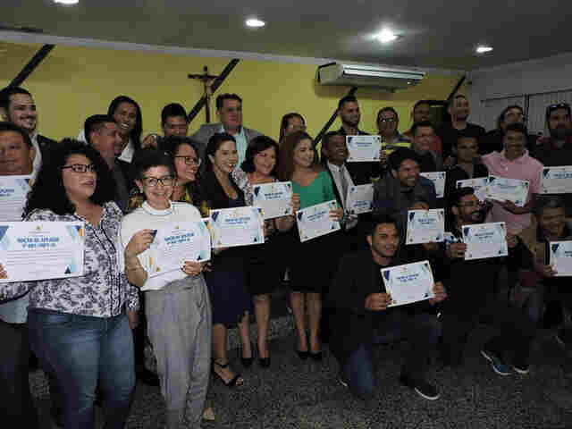 Jornalistas são homenageados pela Câmara