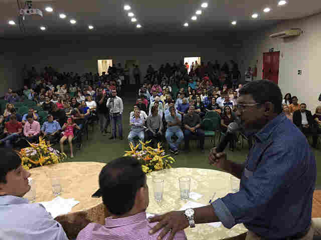 Deputado Só na Bença participa de ordem de serviço de asfaltamento urbano em Pimenta