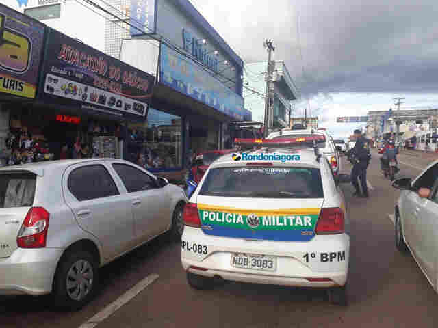 Bandidos atacam homem a coronhadas em clínica da Capital