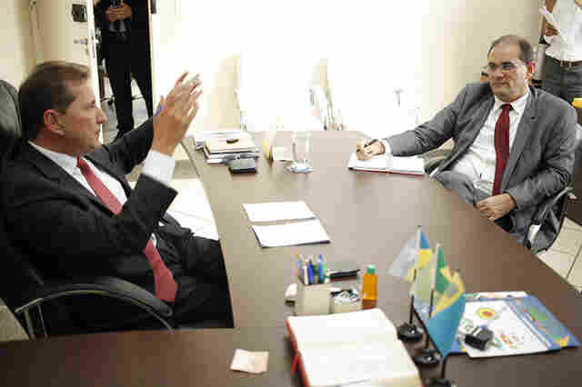 Prefeito e governador tratam de parcerias para investimentos na Capital