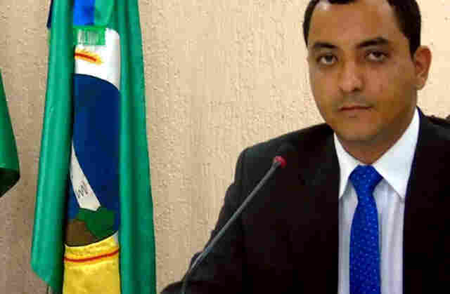 Justiça impede nova tentativa de vereadores para afastar prefeito de Candeias