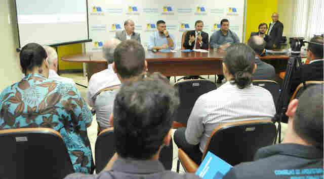 Iluminação pública será o primeiro projeto a ser viabilizado por meio da parceria público-privada na capital