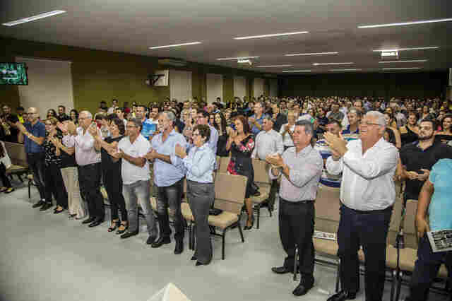 Cooperados ficam satisfeitos com pré-assembleia da CrediSIS Leste