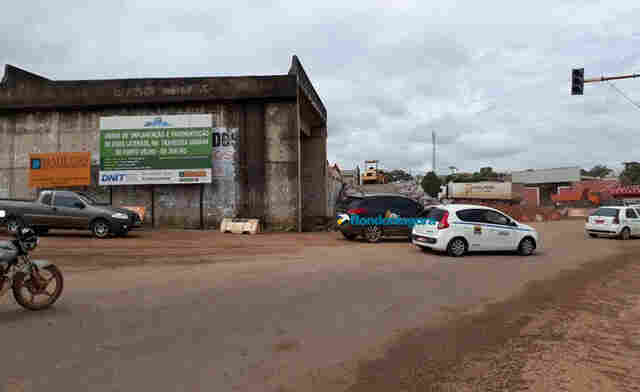 Dupla é presa após furtar fios de energia do viaduto da Campos Sales em Porto Velho