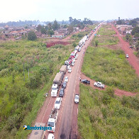 BR-364 segue fechada pelo 3º dia; Eletrobras não deve enviar representante para negociar liberação