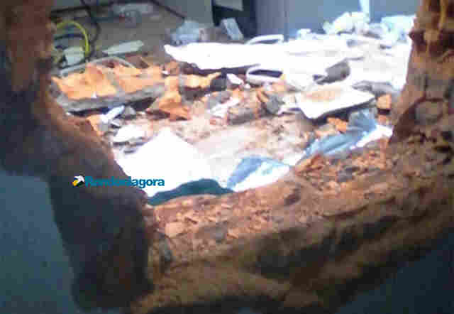 Criminoso tenta furtar cofre do Banco do Brasil após arrombar parede com marreta e picareta