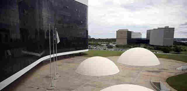 Prazo para partidos prestarem contas de 2017 ao TSE termina nesta segunda