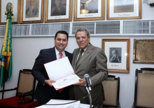 Breno de Paula é efetivado como membro do Instituto dos Advogados Brasileiros