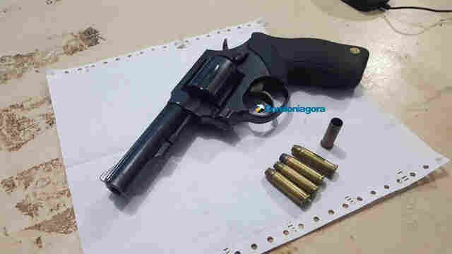 Ciclistas são presos com arma ao lado de mercado em Porto Velho