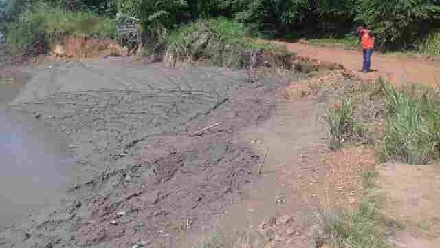 Terras caídas: Defesa Civil monitora acessos das comunidades do Maravilha l e ll