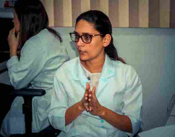 Pediatra do Cosme e Damião orienta cuidados para crianças e adultos com a síndrome da mão-pé-boca