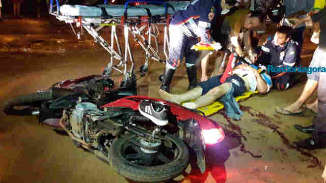 Motociclistas ficam em estado grave após colisão frontal na capital