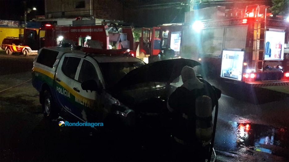 Incêndio em oficina mecânica destrói vários carros de clientes em Porto Velho; vídeo