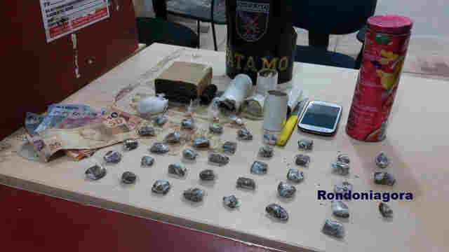 Após denúncia, COE flagra quatro com maconha e crack em casa na Zona Sul da capital