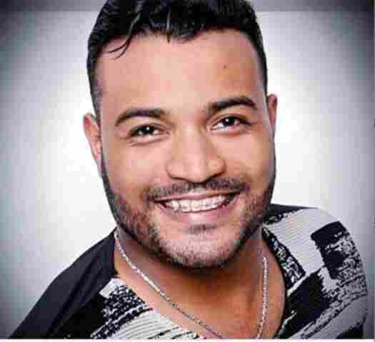 Cantor é assassinado durante apresentação