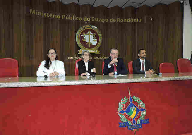 Redução de peixes nativos pós usinas é motivo de preocupação, alerta doutora da Unir em seminário internacional