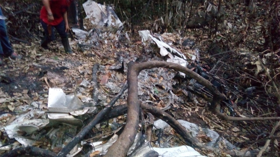 Destroços de avião são encontrados em reserva indígena no interior de Rondônia