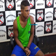 Homem que matou homossexual com várias facadas em apartamento na Capital é preso