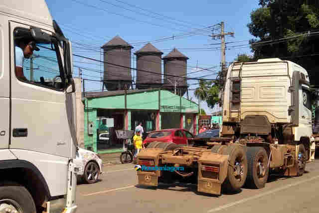 Confira fotos e vídeo de mais uma carreata de caminhoneiros pelas ruas de Porto Velho