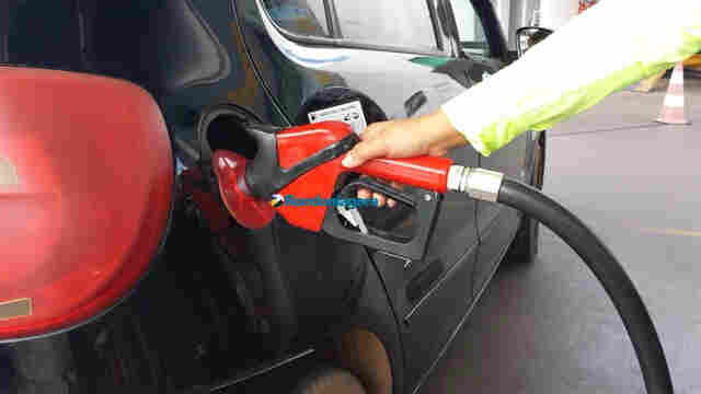 Petrobras anuncia redução no preço da gasolina nas refinarias