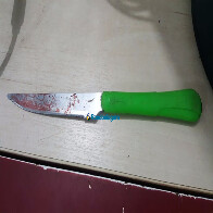 Homem é preso após tentar matar esposa com golpes de faca